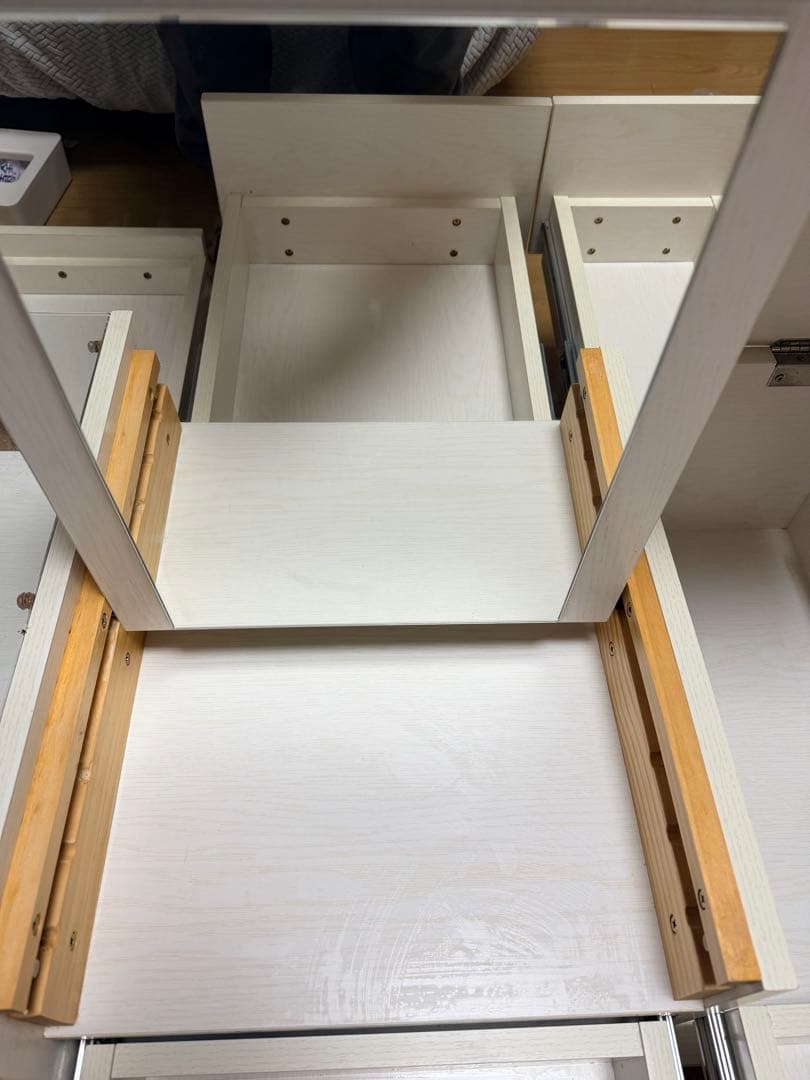 LOWYA ドレッサー付き　ローテーブル