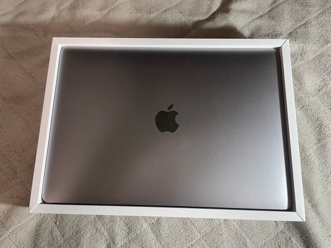 MacBook Pro 13インチ 2019年モデル　メモリ8GB