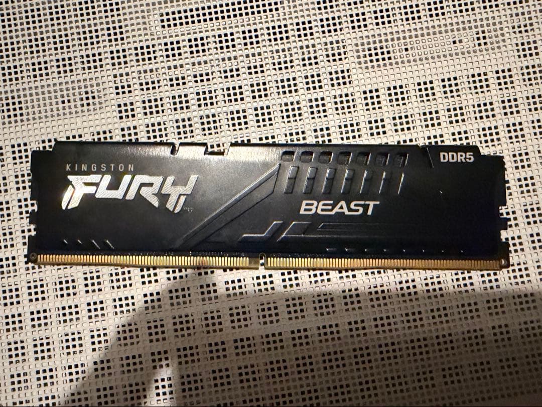 メモリー Kingston FURY DDR5 5600 16GB