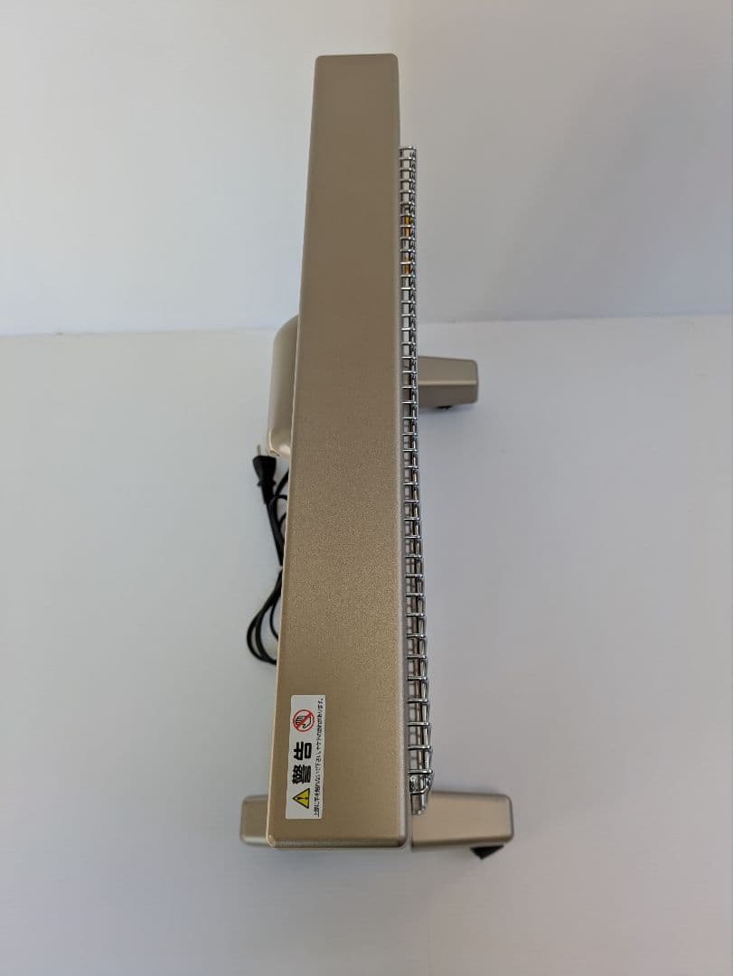 【美品】　遠赤外線暖房器 　サンルミエ キュート 　E800LS　日本製