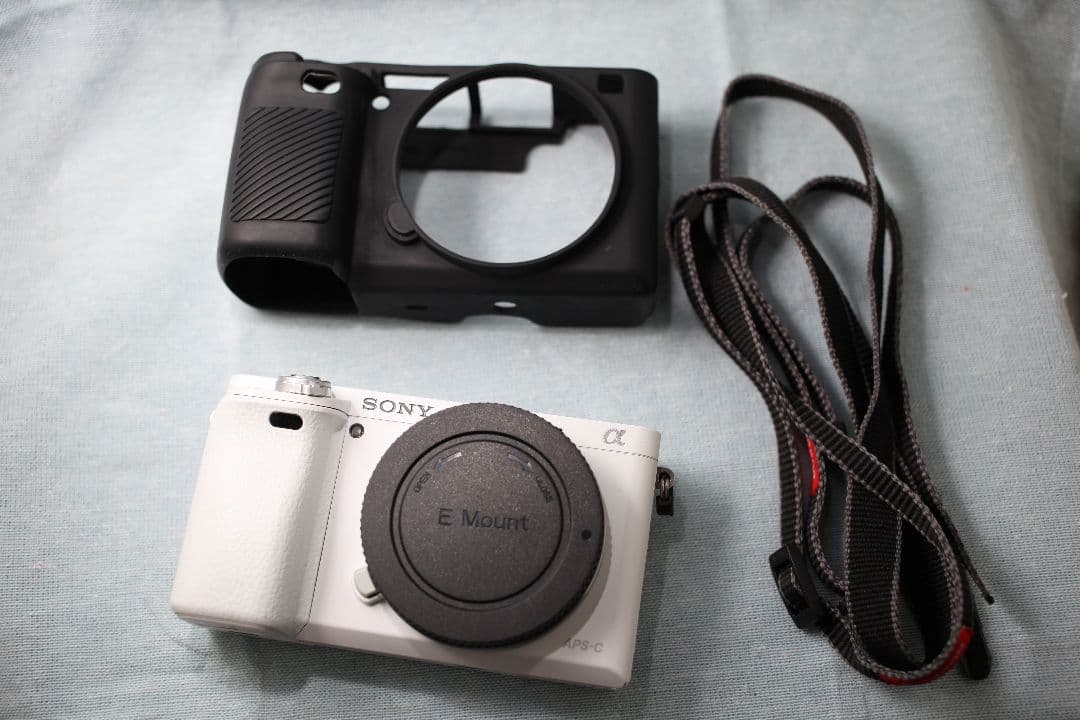 SONY α6000 ホワイト ボディ