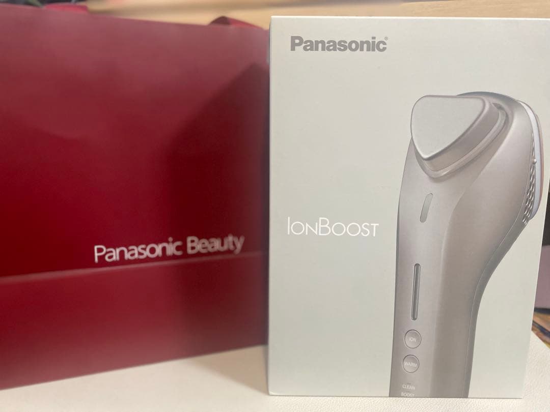 新品未使用　Panasonic パナソニック　イオンブースト　美顔器　未開封