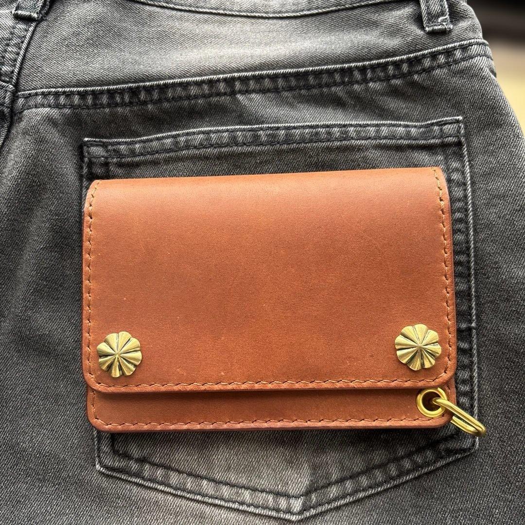 トラッカーウォレット　ショート　コンチョ