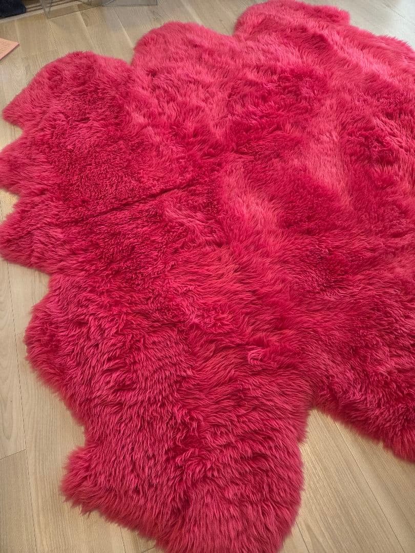 リアルムートンラグ　6匹サイズ セール中