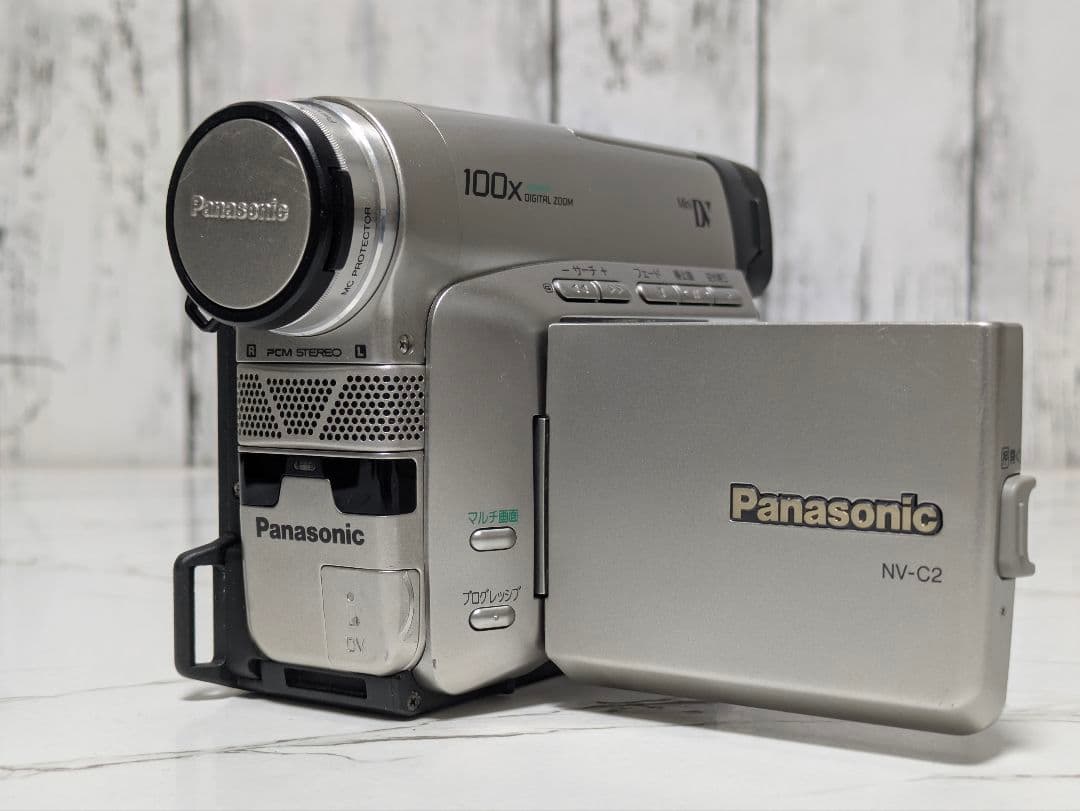 Panasonic　NV-C2　MiniDV対応　ビデオカメラ