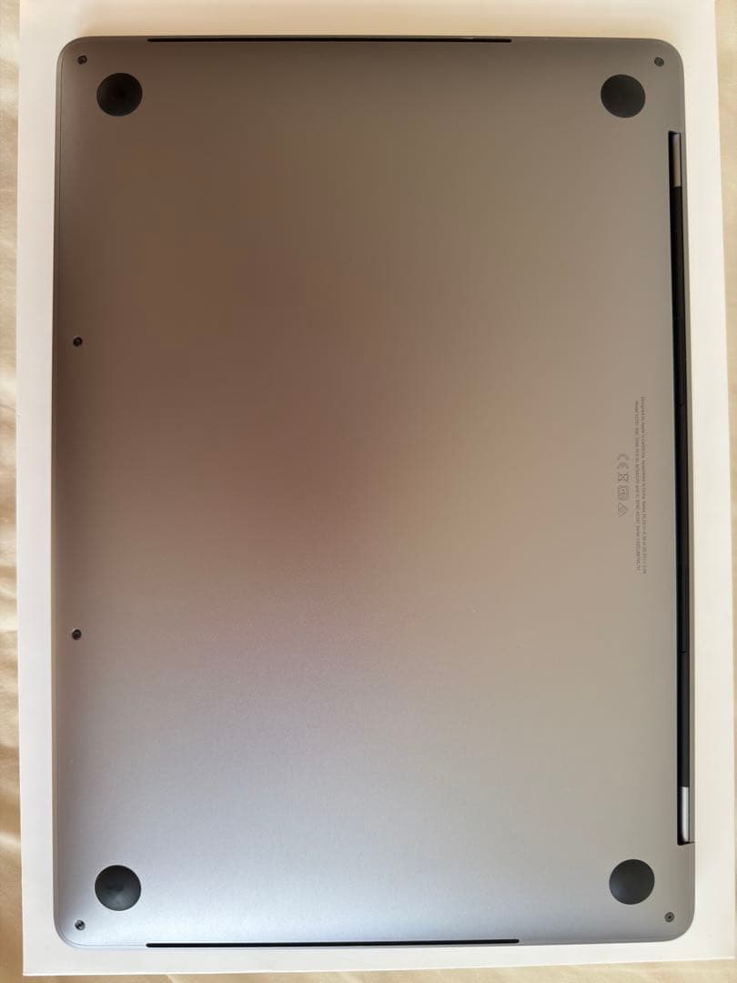 美品/MacBook Pro/2020/13.3インチ/512GB/16GB