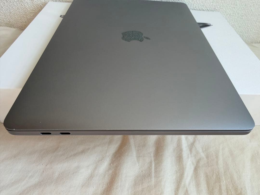 美品/MacBook Pro/2020/13.3インチ/512GB/16GB