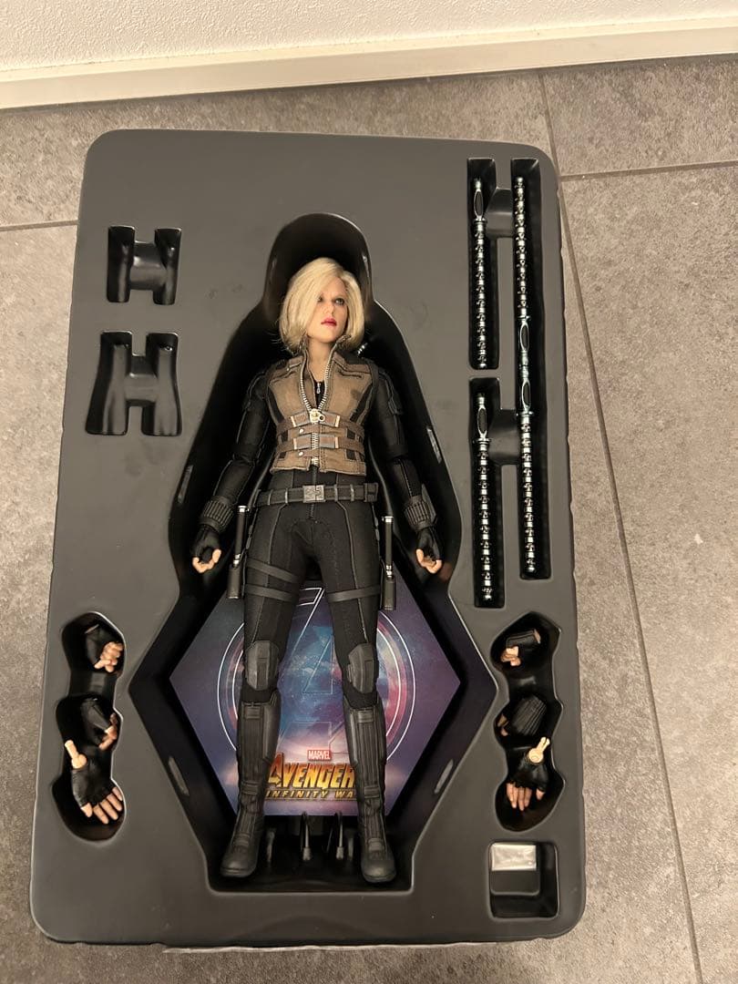 ホットトイズ　ブラック・ウィドウ