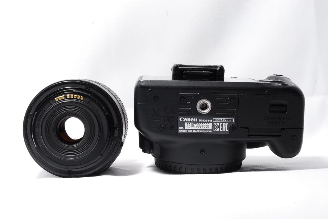 ❣️超軽量&極美品❣️Canon Kiss X7 デジタル一眼レフカメラ