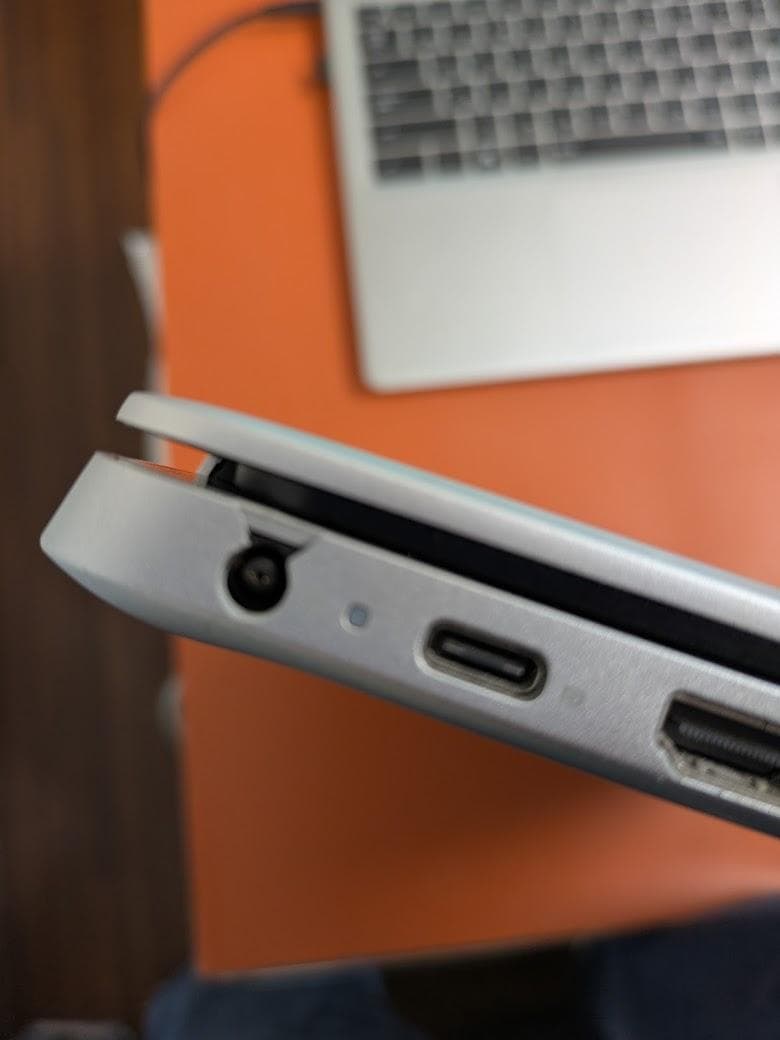 Dell ノートPC ACアダプター付き