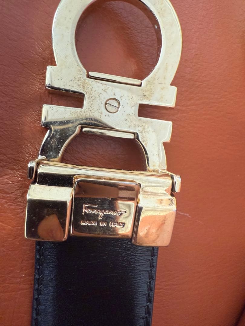 Ferragamo リバーシブルベルト ブラウン ブラック