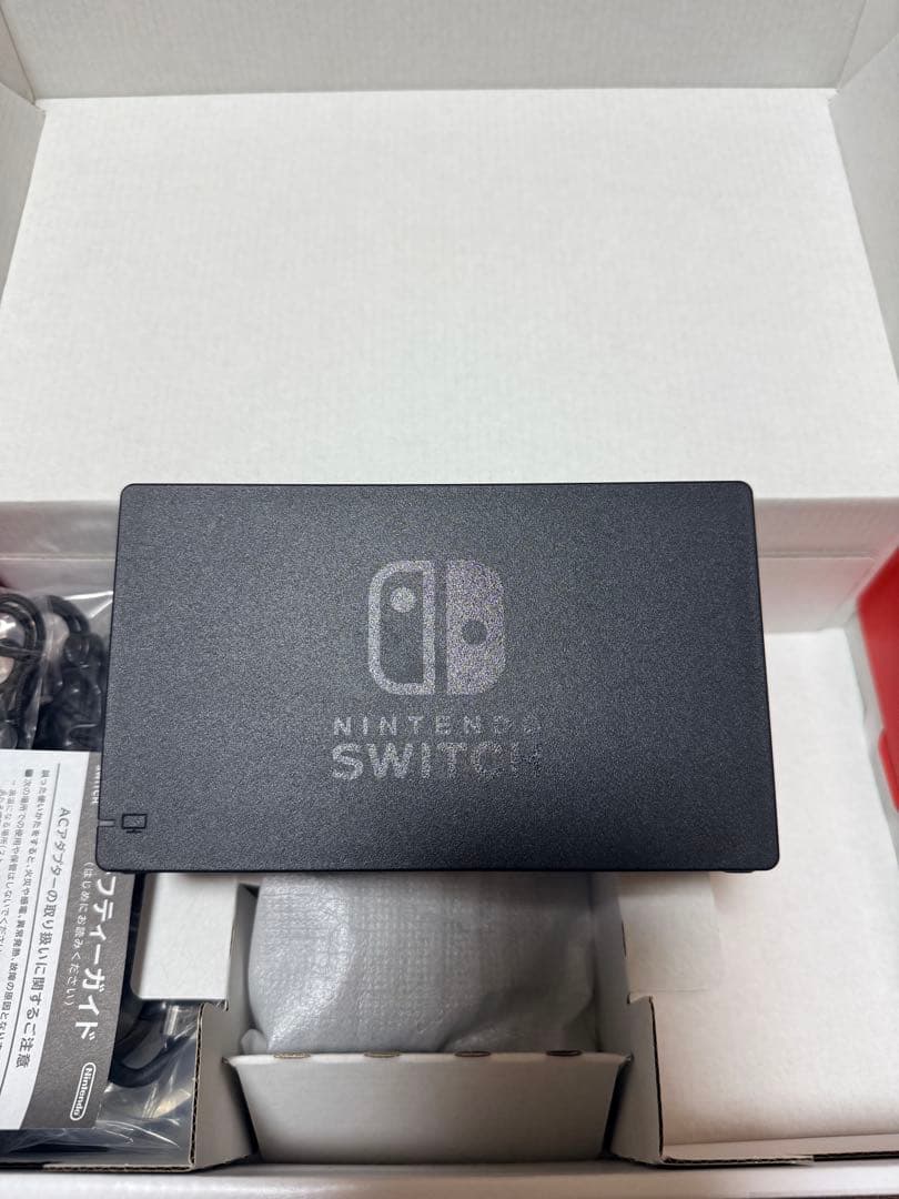 Nintendo Switch 本体 （ブラック）【箱・付属品完備】