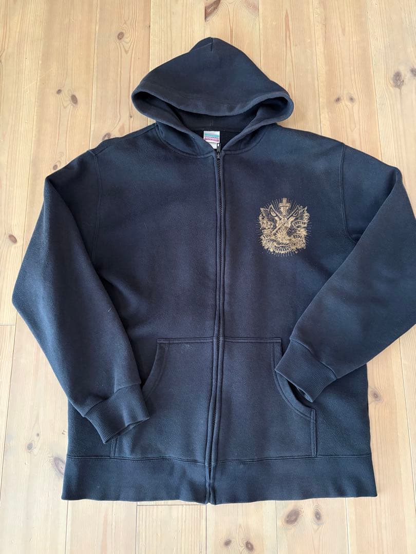 トップス pay money to my pain