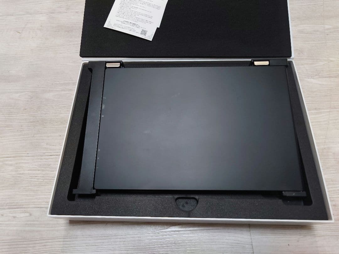 JAPANNEXT 13.3インチ モバイルモニター Tri-Screen