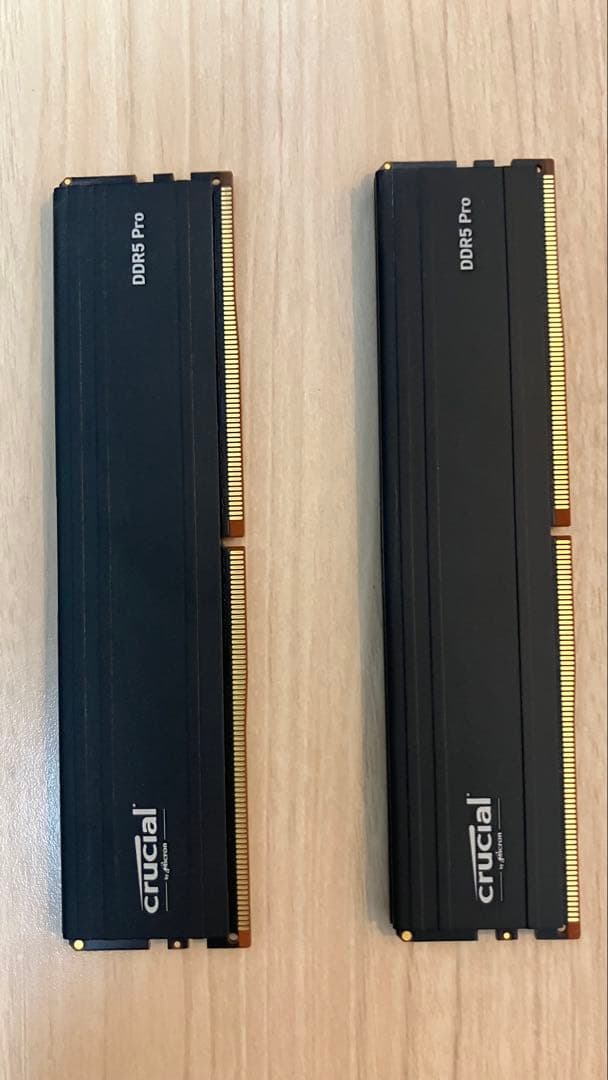 Crucial PRO 32GBX2枚 DDR5-5600