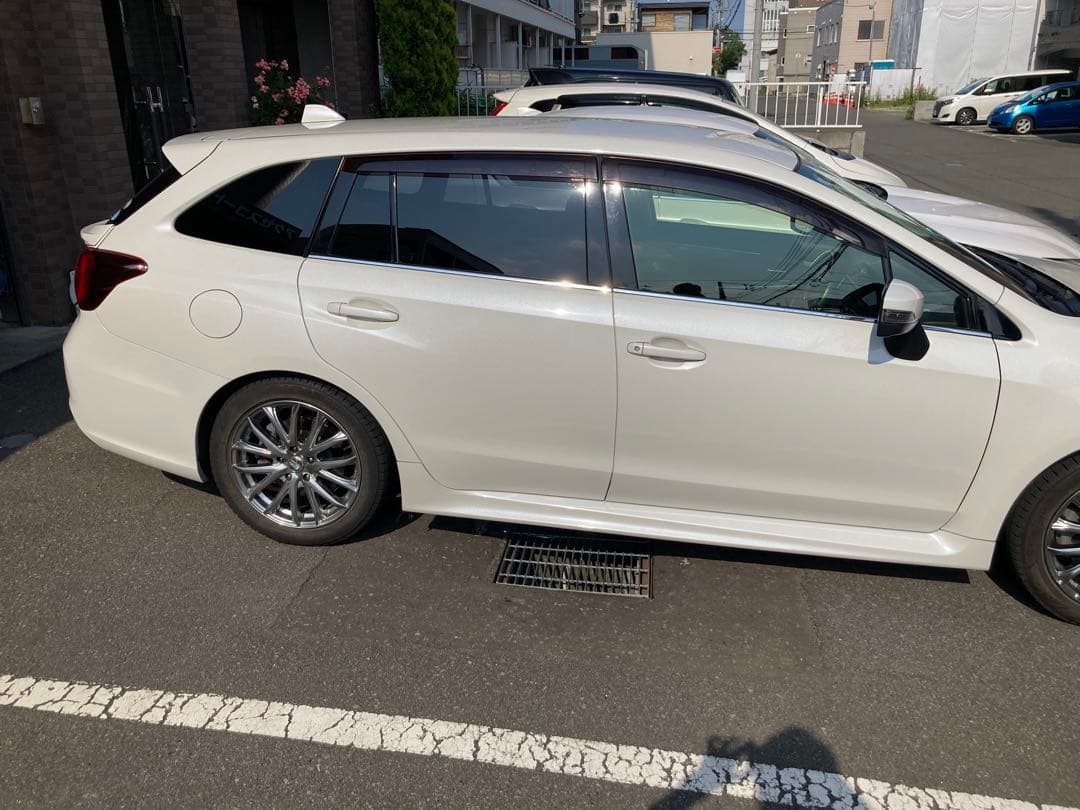 レヴォーグ　インナーパネル