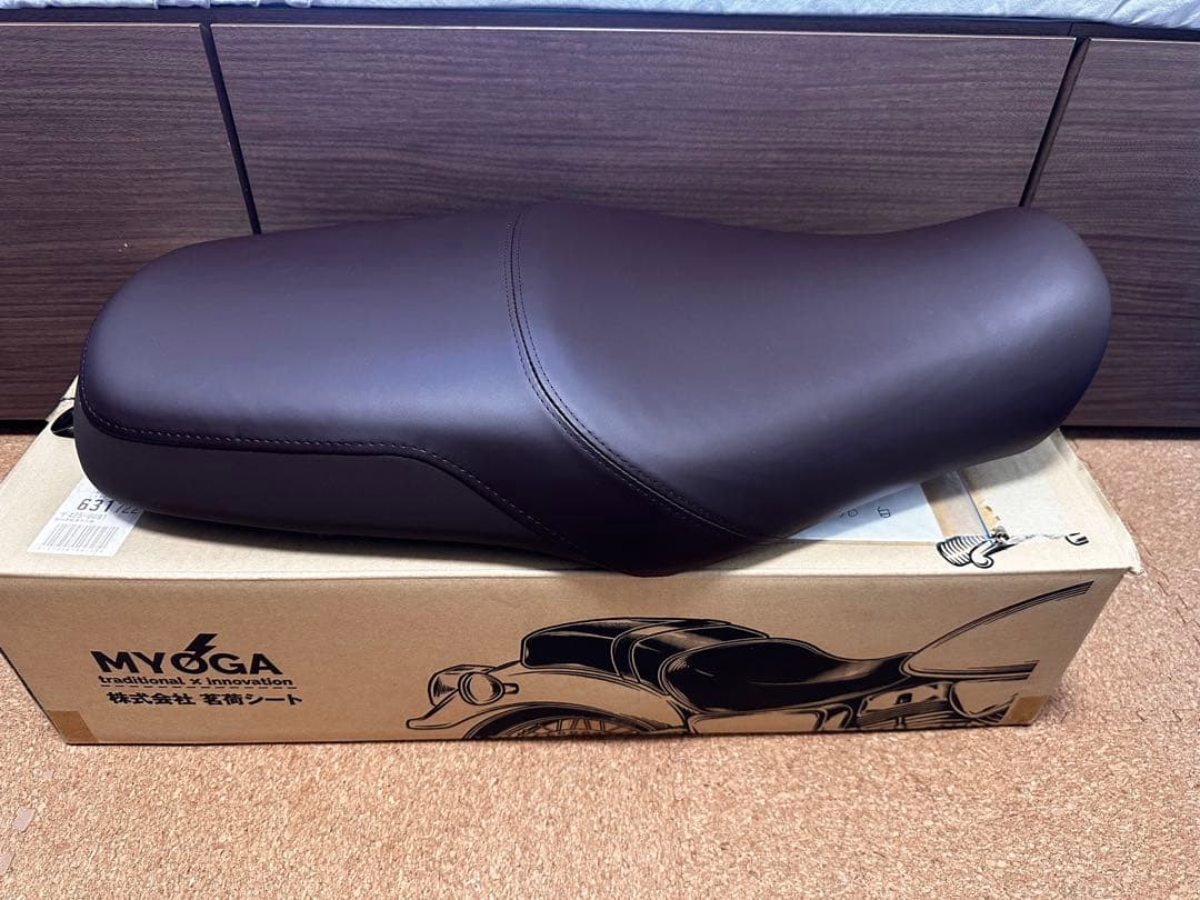 gb350純正ダークブラウン シート