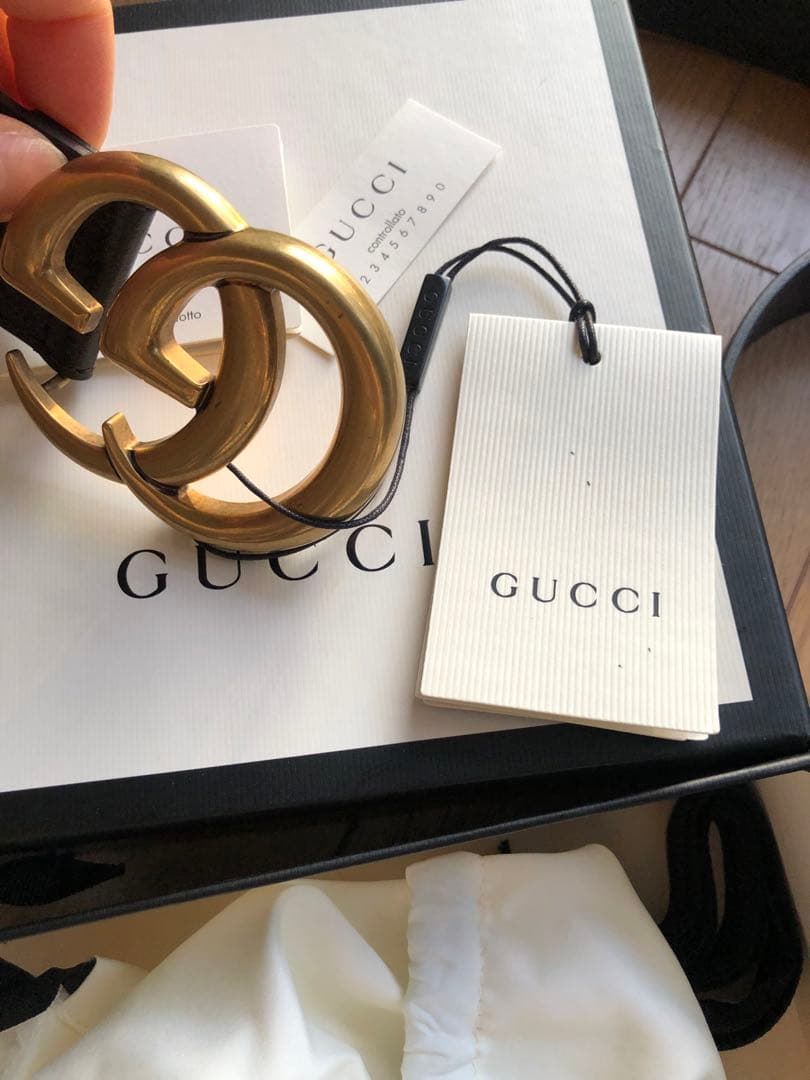 GUCCI 茶色レザーベルト 幅約4cm 11様こ専用です。