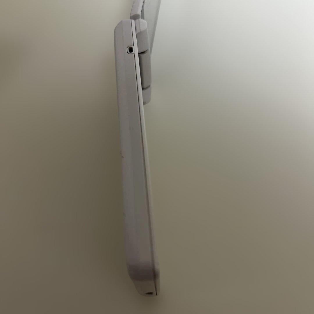 ソフトバンクバンク　AQUOSケータイ4 A205SH ブラック　ガラケー