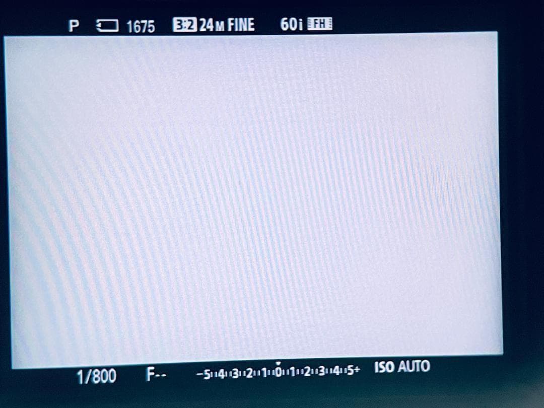 【ほぼ新品ショット数2901回】SONY α6000 ボディ ILCE-6000