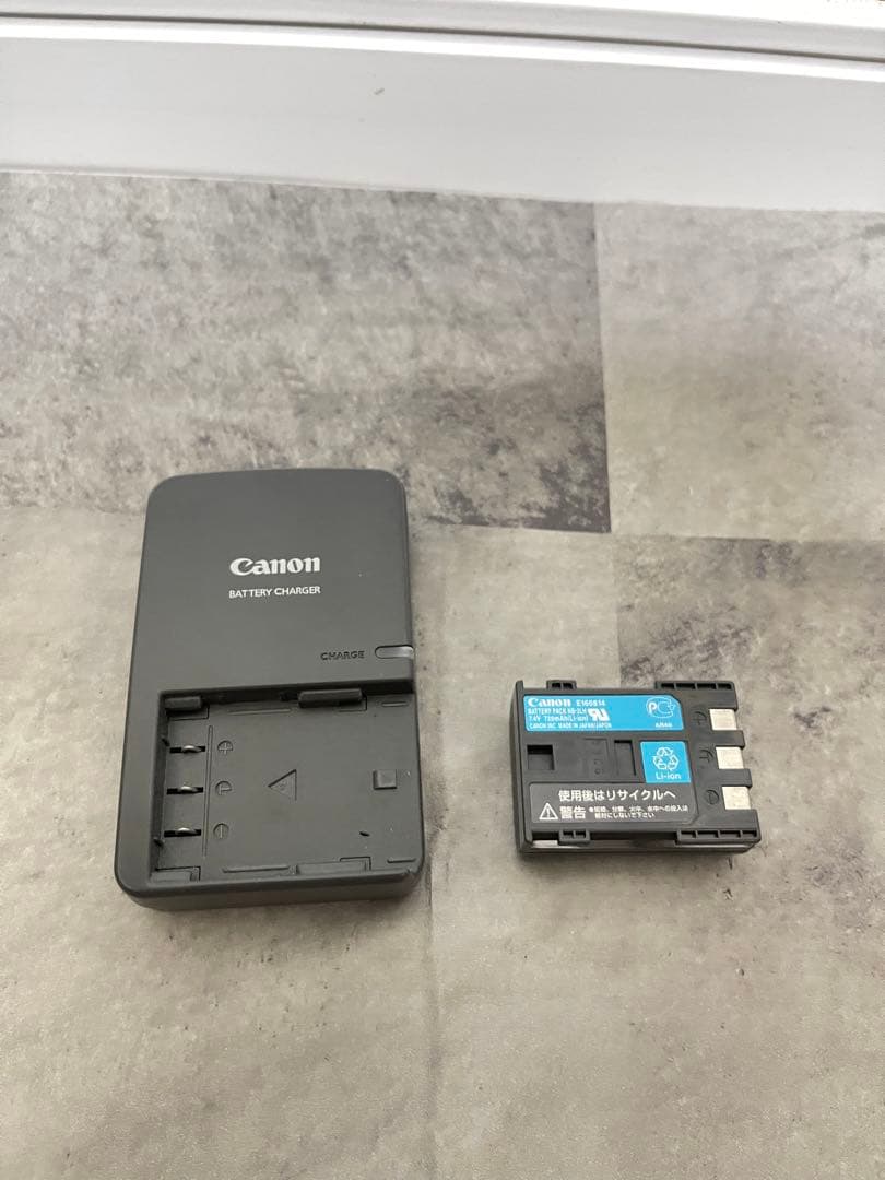 Canon EOS kiss Digital X 3台　充電器、バッテリー付き