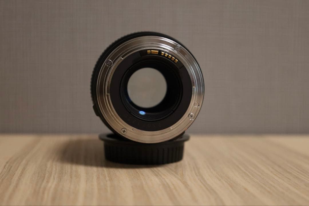 CANON EF 100mm F2.8 マクロ
