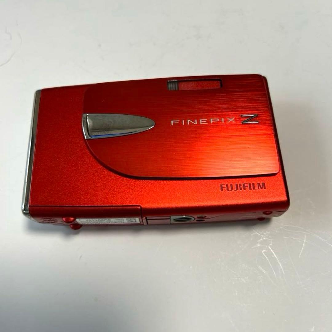 Fujifilm FinePix Z 20赤