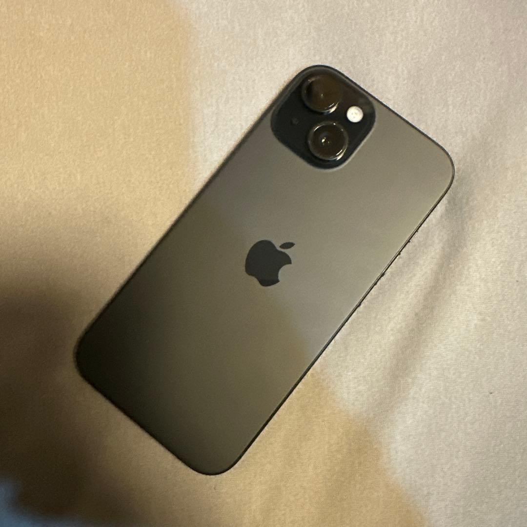 よ*ん様 iPhone 15 128GB SiMフリー バッテリー99%