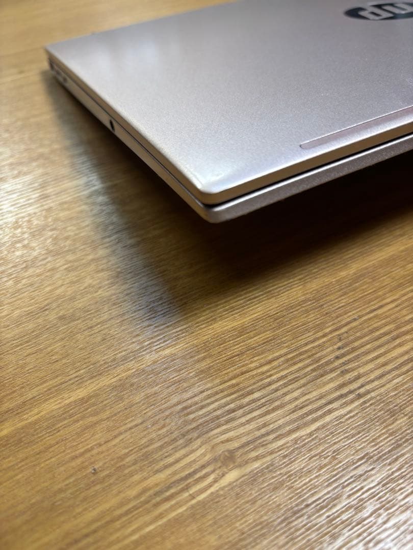 HP 軽量13インチノートPC ブロンズ色