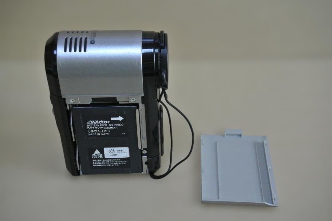 【動作確認済】Victor Everio GZ-MC100 ★CFカード2枚付★