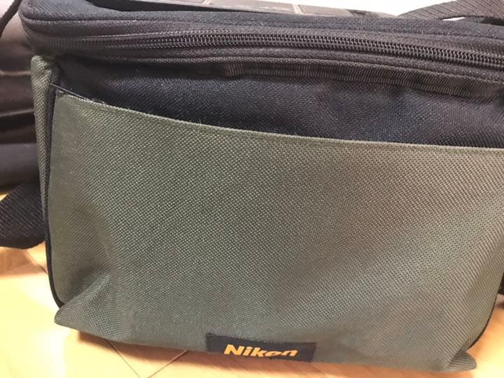 一眼レフカメラ  AF Zoom Nikon 28-80㎜ f/3.3-5.5g