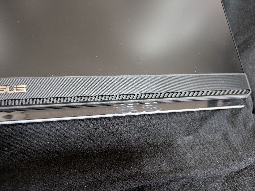 ASUS モバイルモニター ZenScreen MB249c　おまけ付き