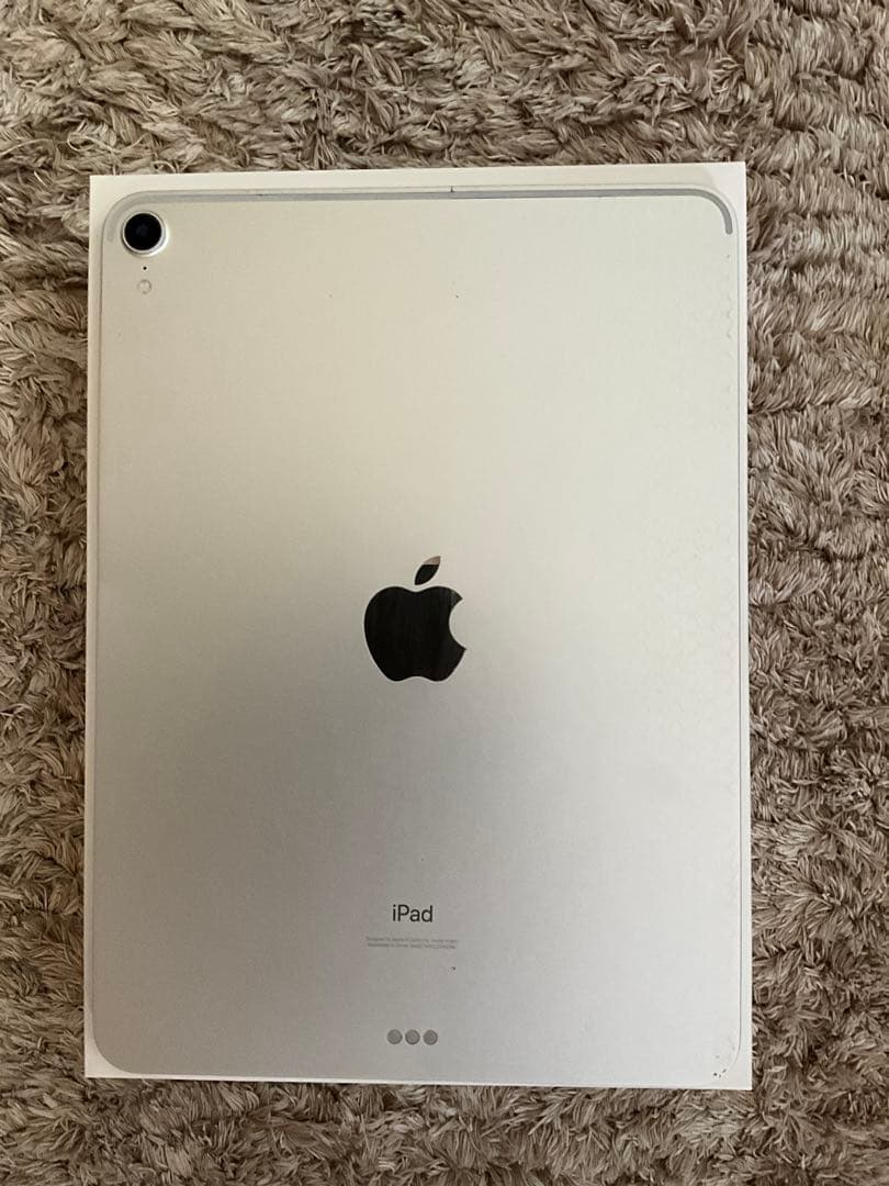 土日限定値下げ　Apple iPad pro 11インチ シルバー 第一世代