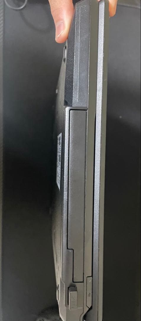 ノートパソコン　富士通LIFEBOOK A577/T