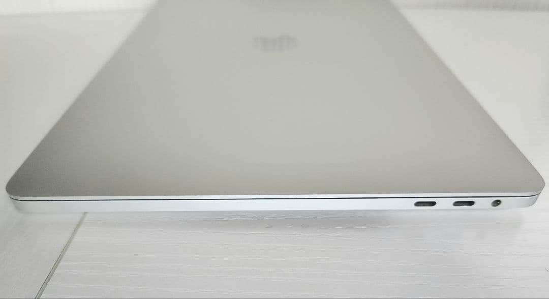 MacBook Pro13 2020年 16GB 512GB A2251