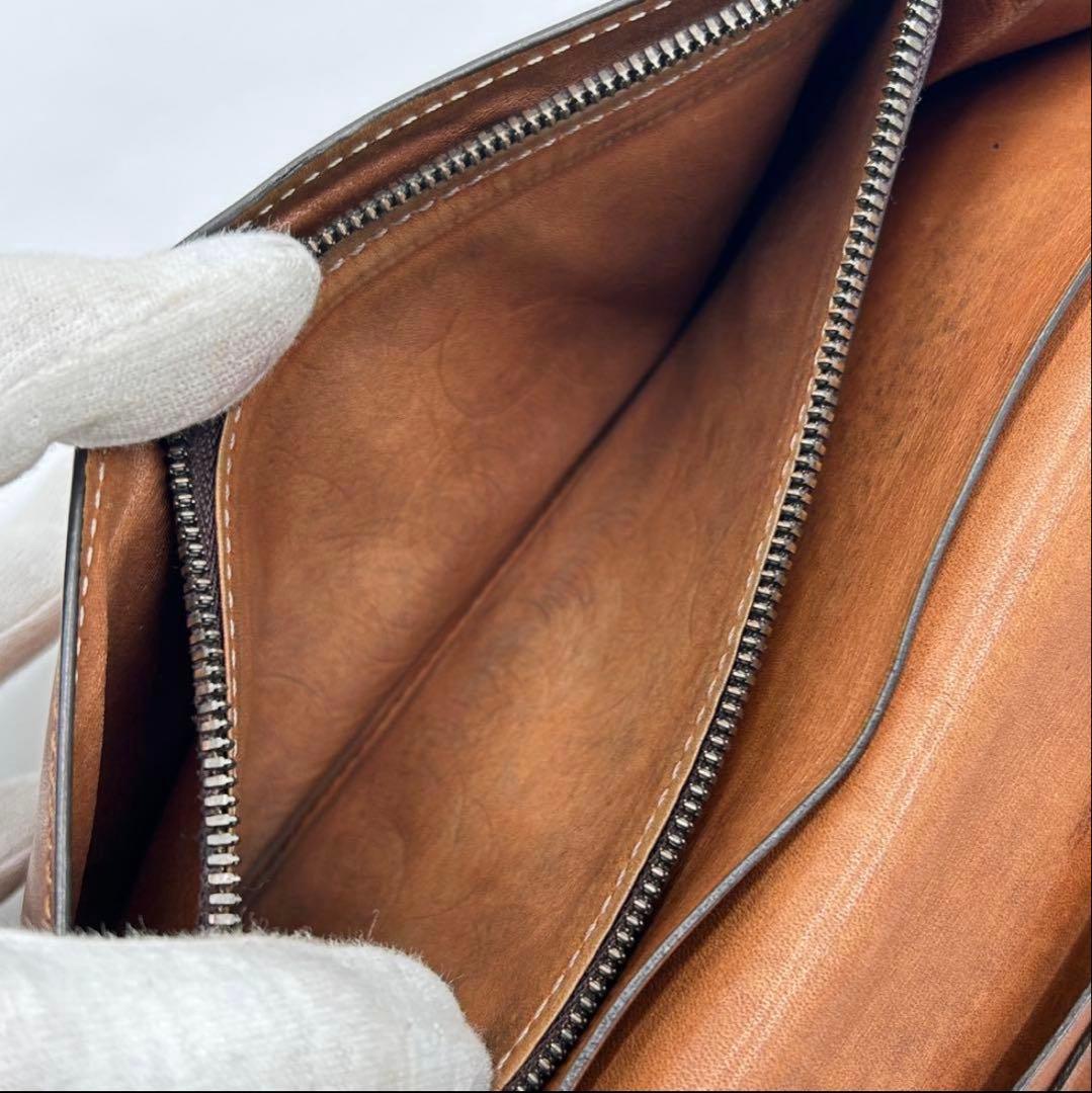 土*斐様 Berluti 手書き風レザー長財布