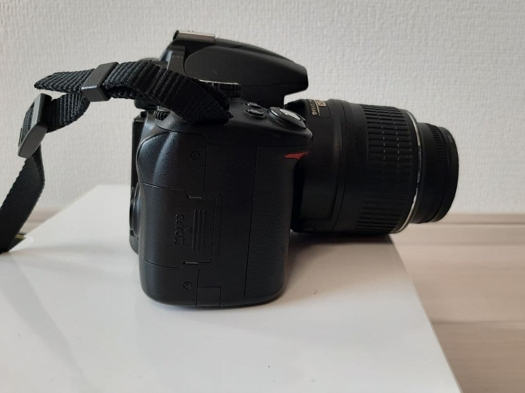 Nikon D5000ダブルズームキット　デジタル一眼レフ　収納バッグ