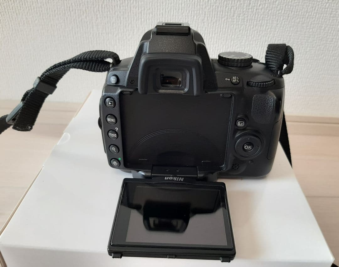 Nikon D5000ダブルズームキット　デジタル一眼レフ　収納バッグ