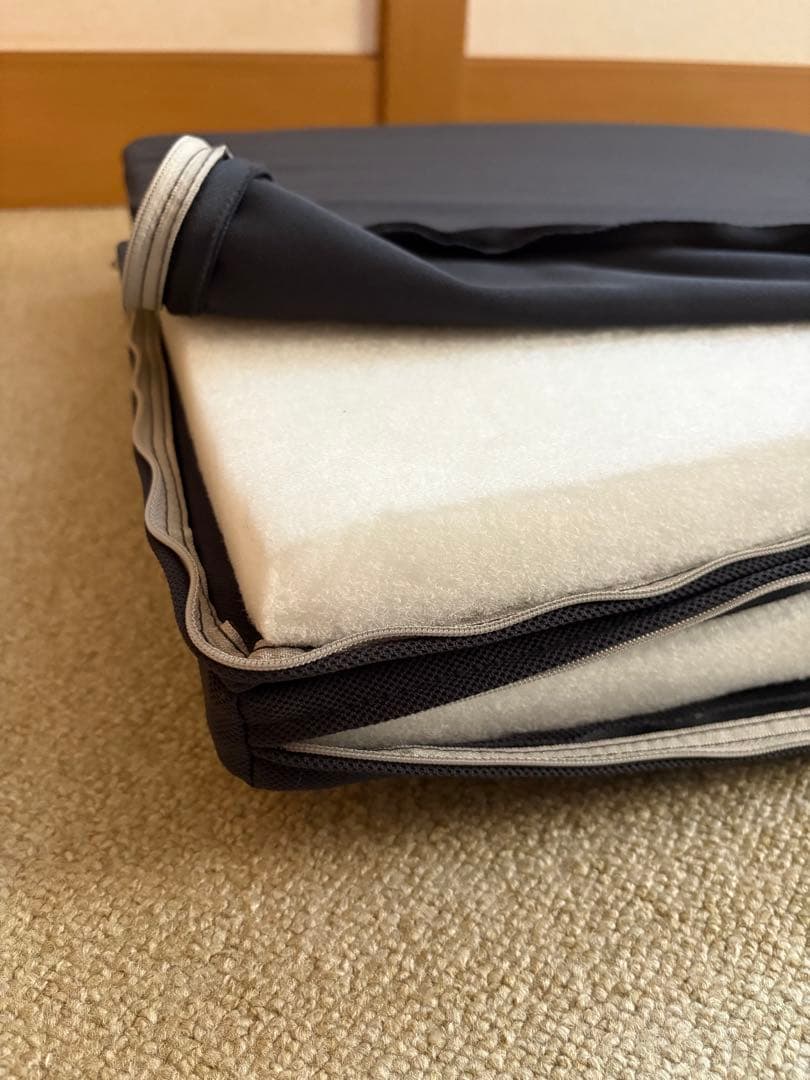 HINO 日野プロフィア寝台マット　純正品