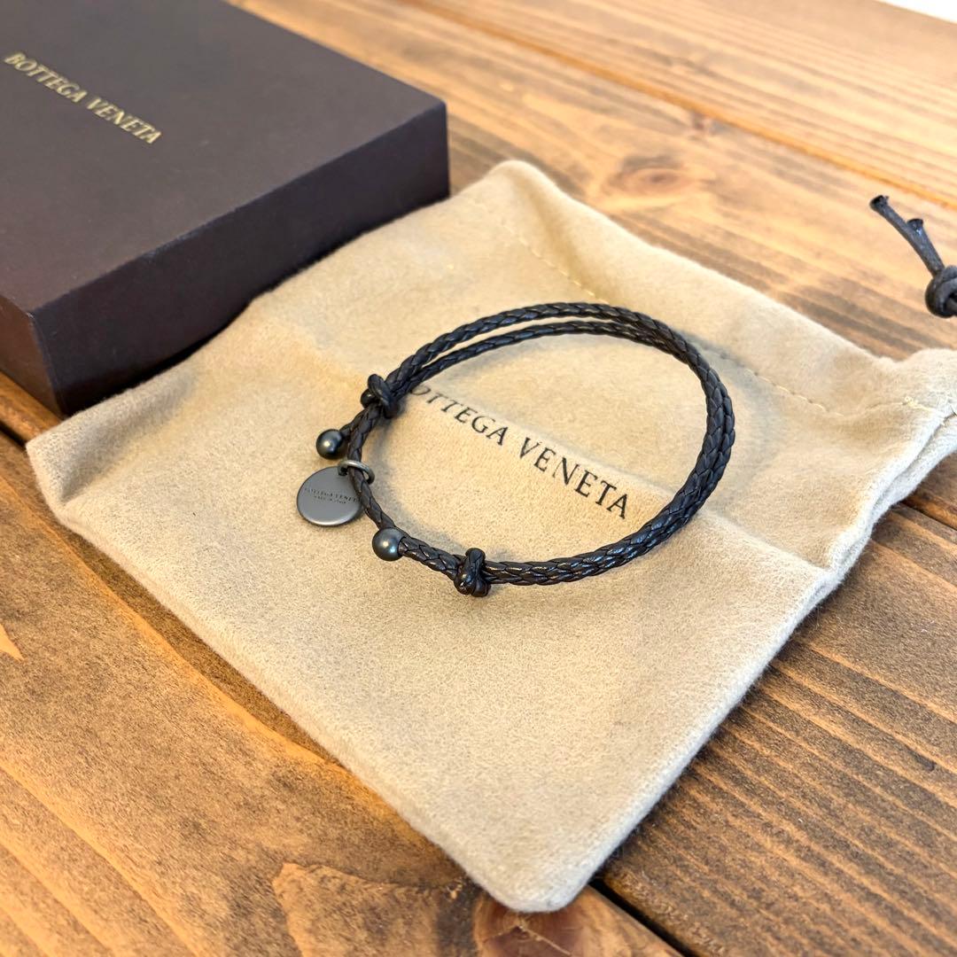 BOTTEGA VENETA 編み込み レザーブレスレット ブラウン