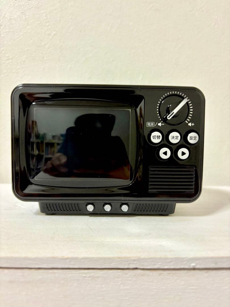 TVR-RT1（ブラック）2.8インチ液晶付きポータブルワンセグ・WINTECH