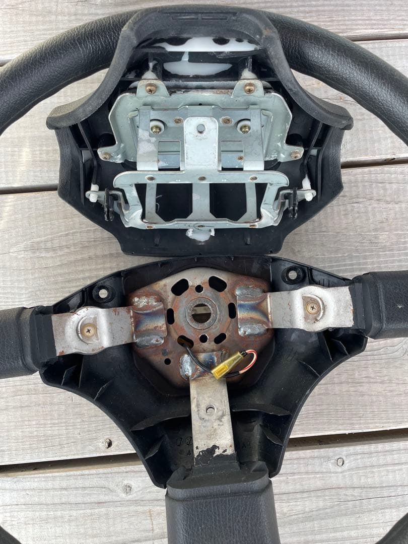 ランドクルーザー80 純正ハンドル