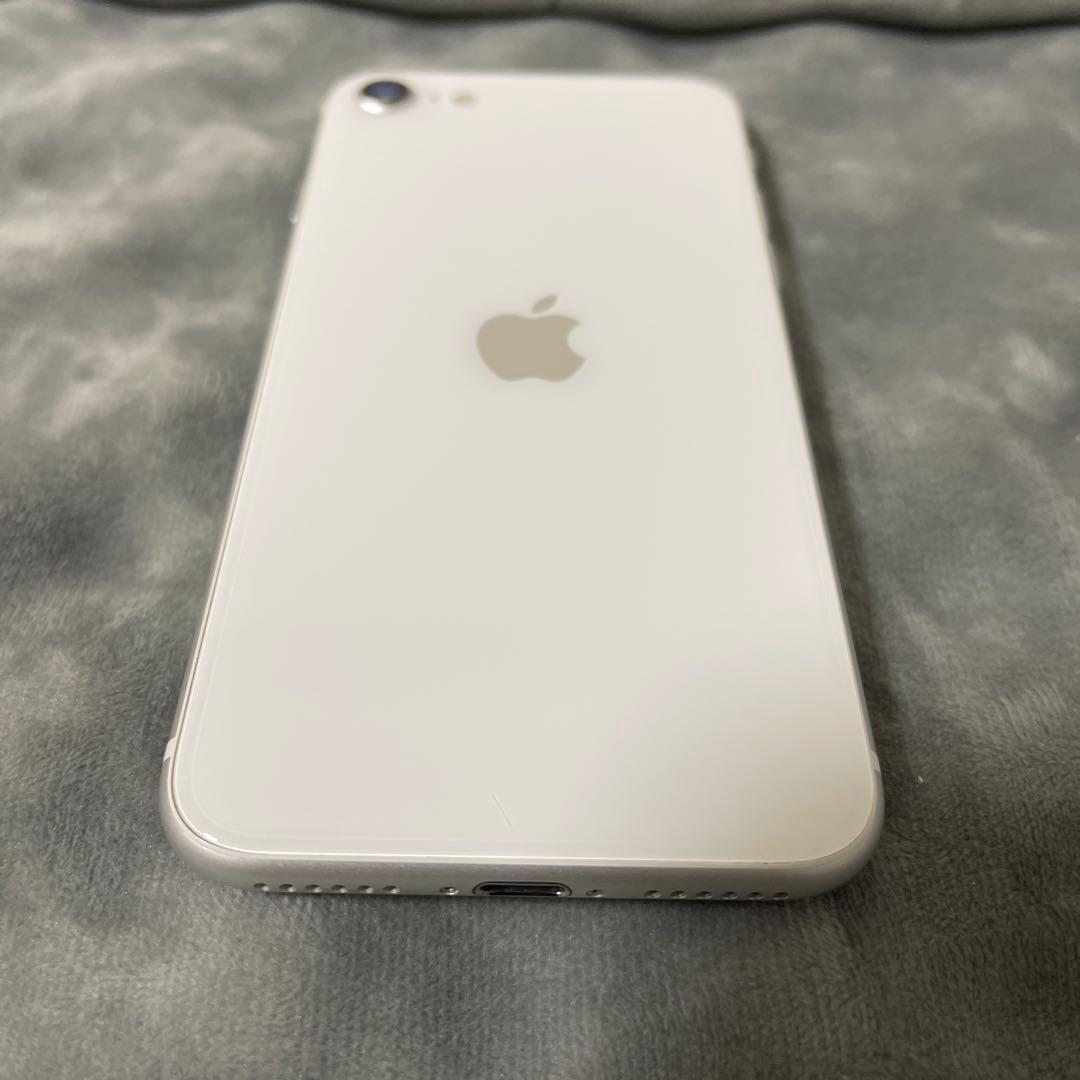 【美品】iPhone SE (第2世代) ホワイト バッテリー最大容量82%