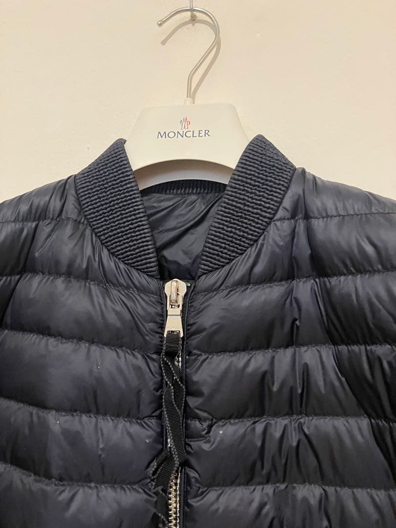 Moncler モンクレール　ライトダウンライダース風ジャケット