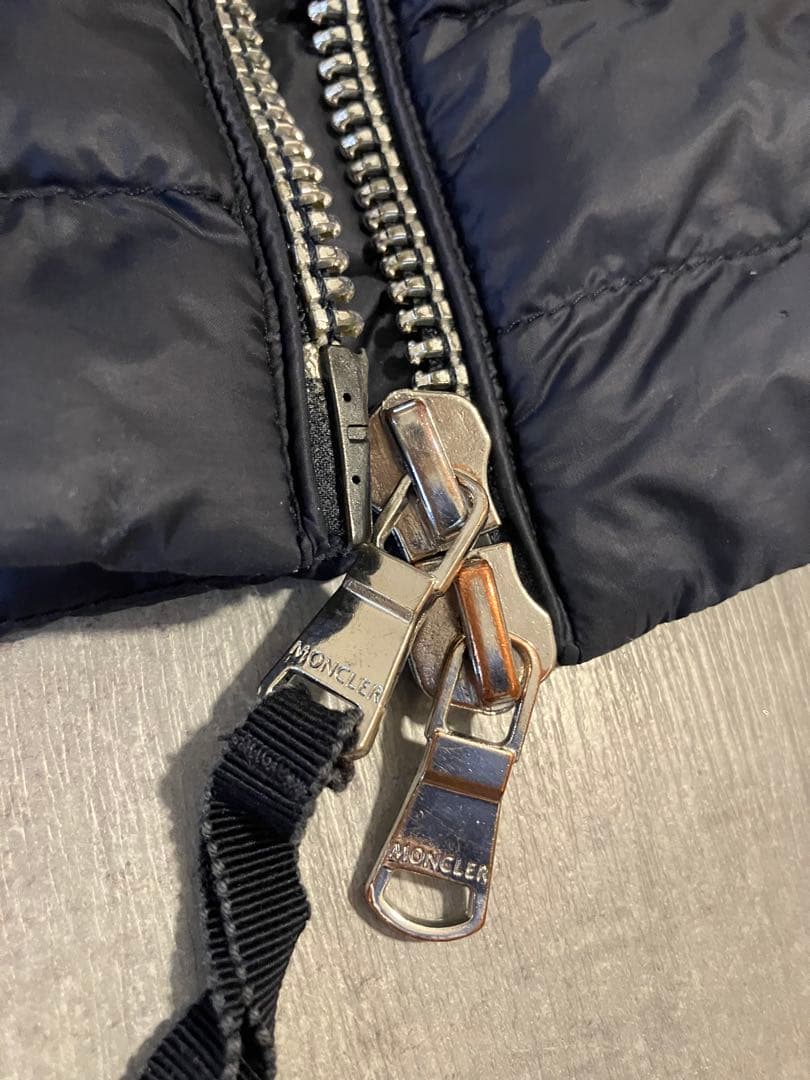 Moncler モンクレール　ライトダウンライダース風ジャケット