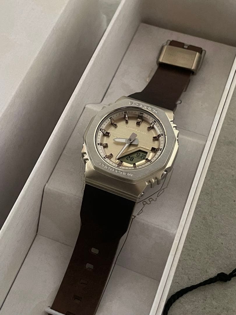 beautiful people × G SHOCK 限定コラボ