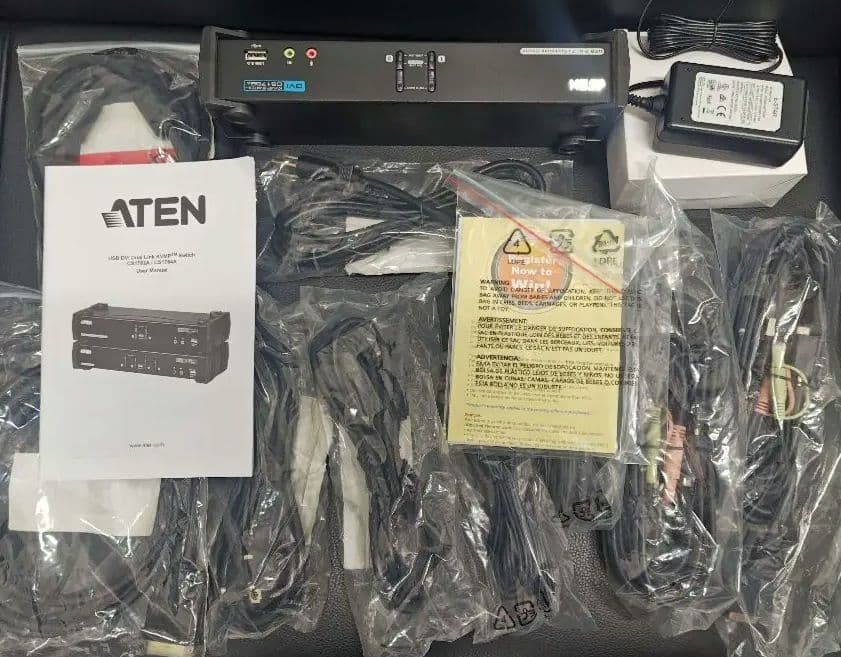 分配器・切替器 ATEN 2-Port USB DVI KVM Switch CS1782A