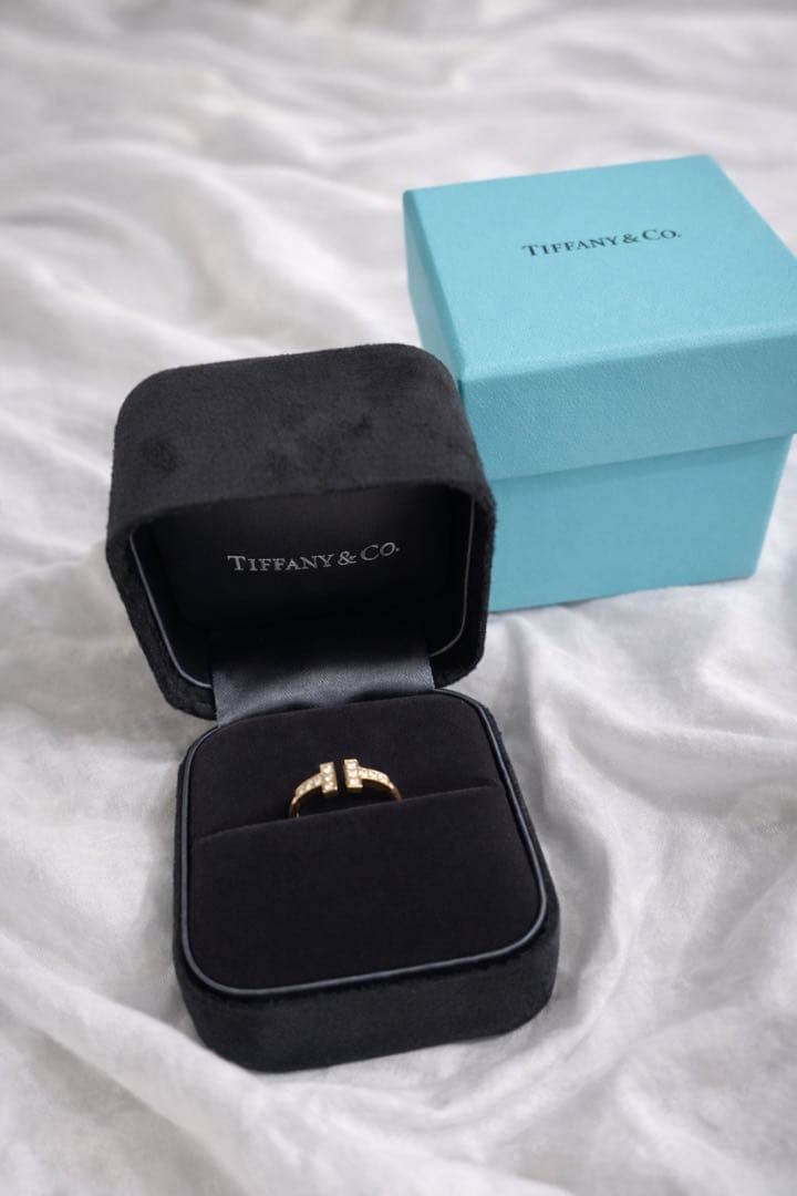 Tiffany & Co. ダイヤモンドワイヤーリング　ティファニーT