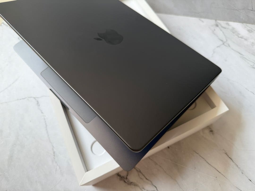 【値下げ検討可能】MacBook Pro M4 Max