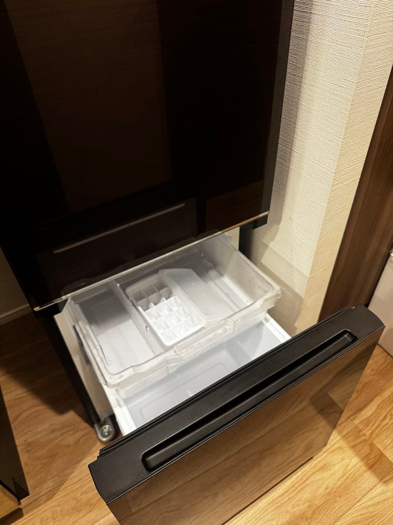 ⭐️美品Hisense 134L 冷蔵庫 HR-G13B-BR